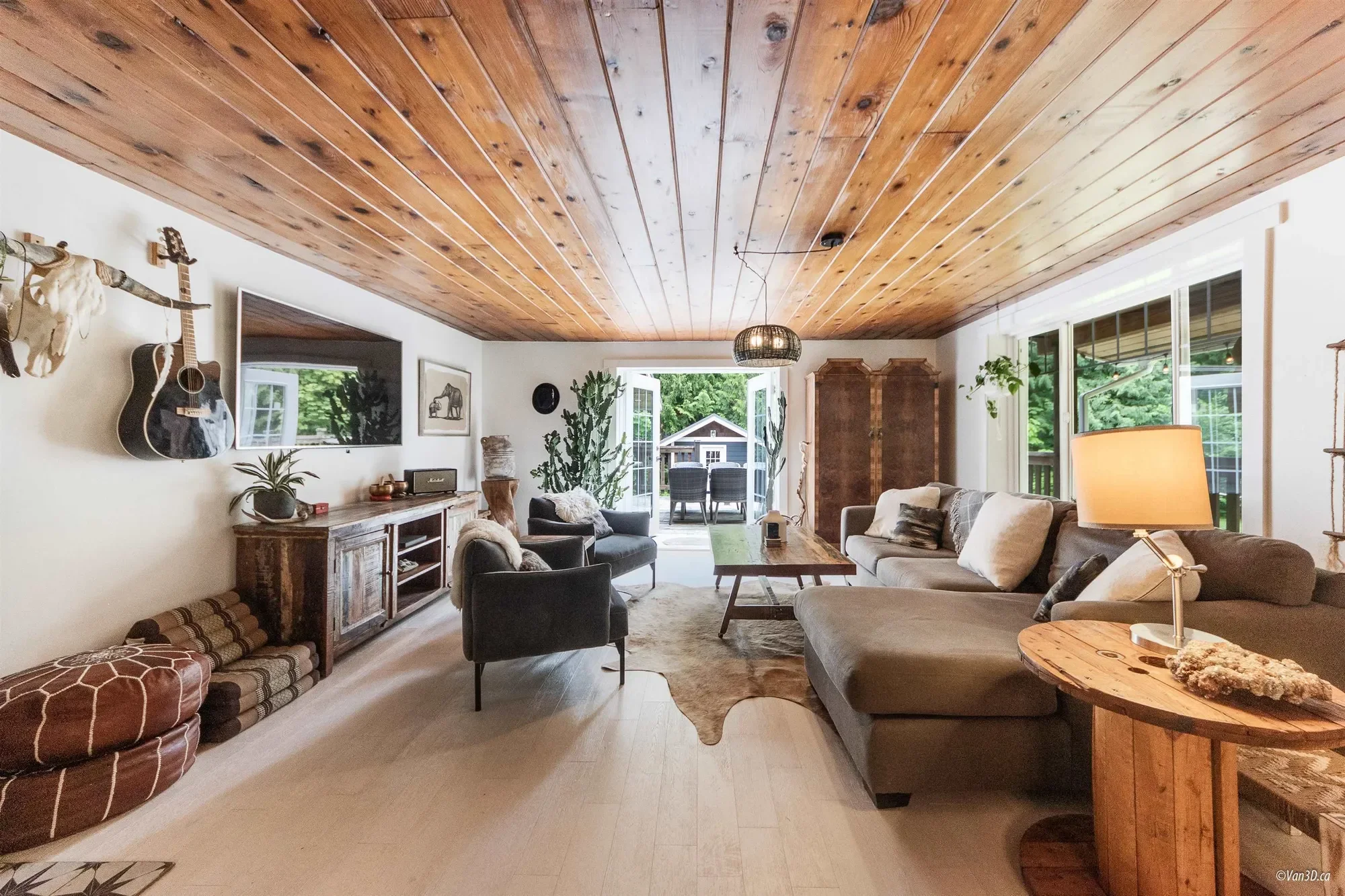 14848 Squamish Valley Road, Upper Squamish, British Columbia, Canada. - Photo 10