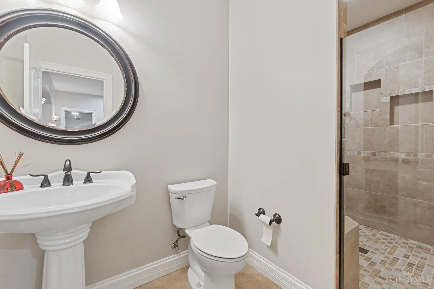 163 Compton Road, Wyoming, OH 45215, Wyoming, Ohio, United States. - Photo 14