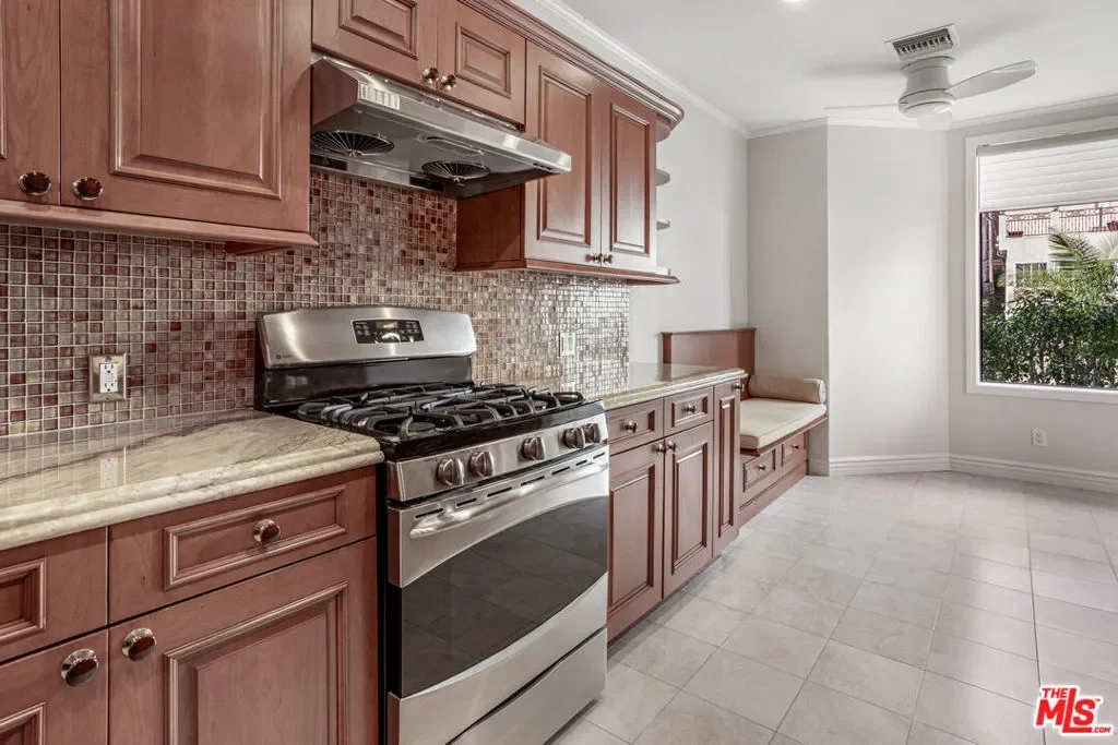 11808 Dorothy Street 206, Los Angeles, California, United States. - Photo 23