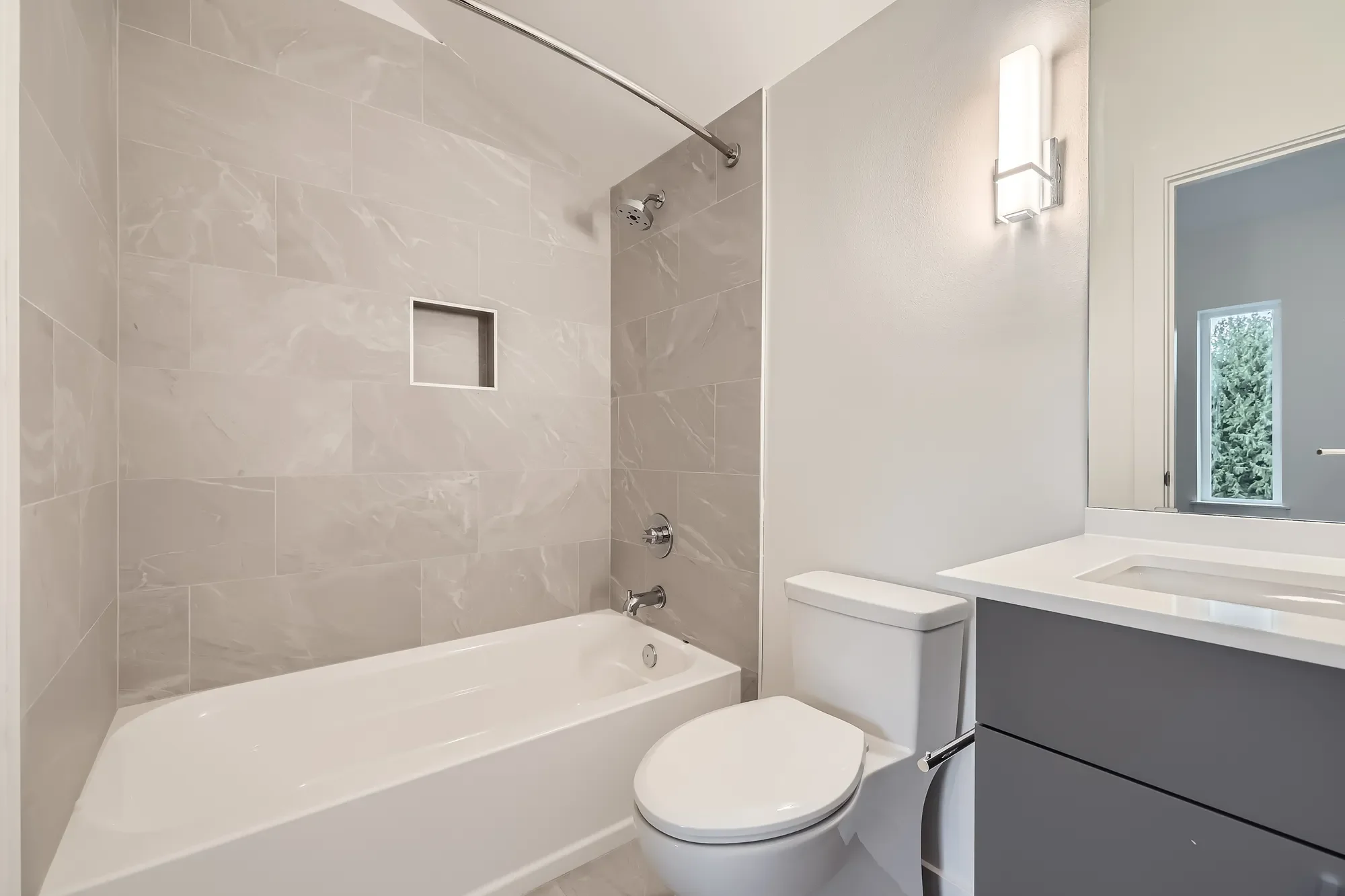 1327 N 185th St Unit #C , Shoreline, WA 98133, Seattle, Washington, United States. - Photo 15