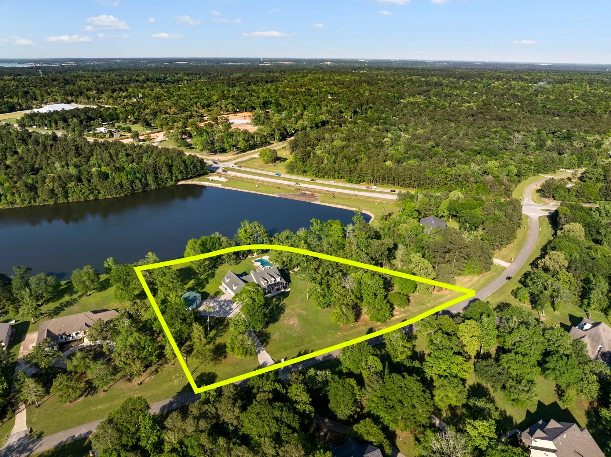 132 Lyndsey Drive, Montgomery, TX 77316, Montgomery, Texas, United States. - Photo 4