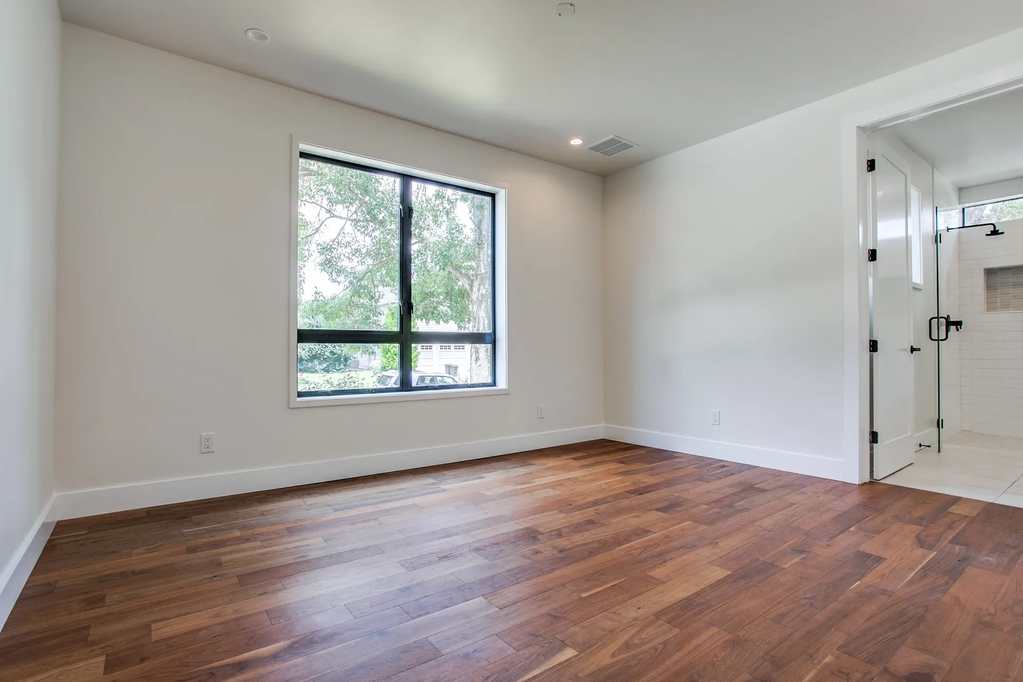 Gallery photo 11