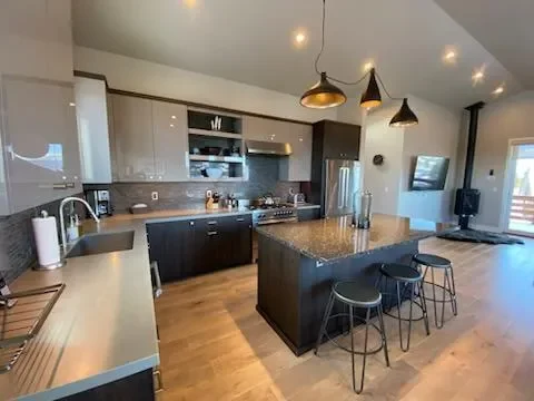 19120 Gateway Loop, Bend, Oregon, United States. - Photo 8