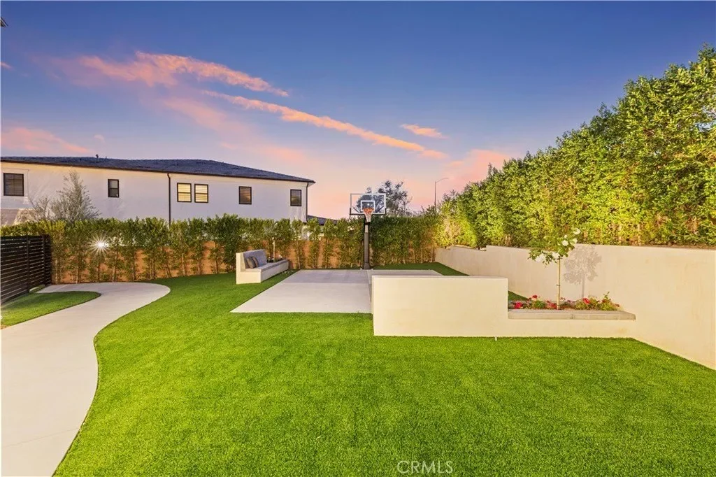 11029 Lurline Avenue, Chatsworth, CA, 91311, USA, Los Angeles, California, United States. - Photo 4