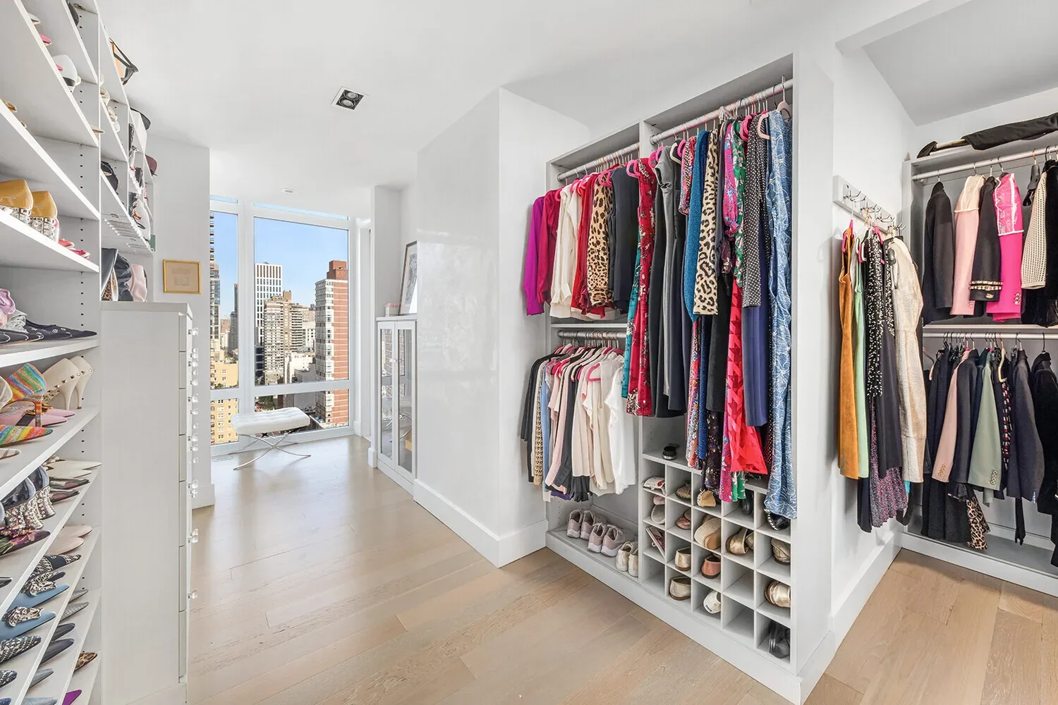 The Charles, 1355 FIRST AVE, New York, New York, United States. - Photo 5
