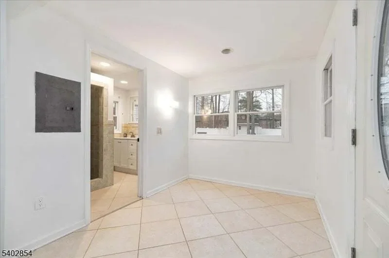 50 Roger Ct, Ringwood Boro, NJ 07456, Ringwood, New Jersey, United States. - Photo 33