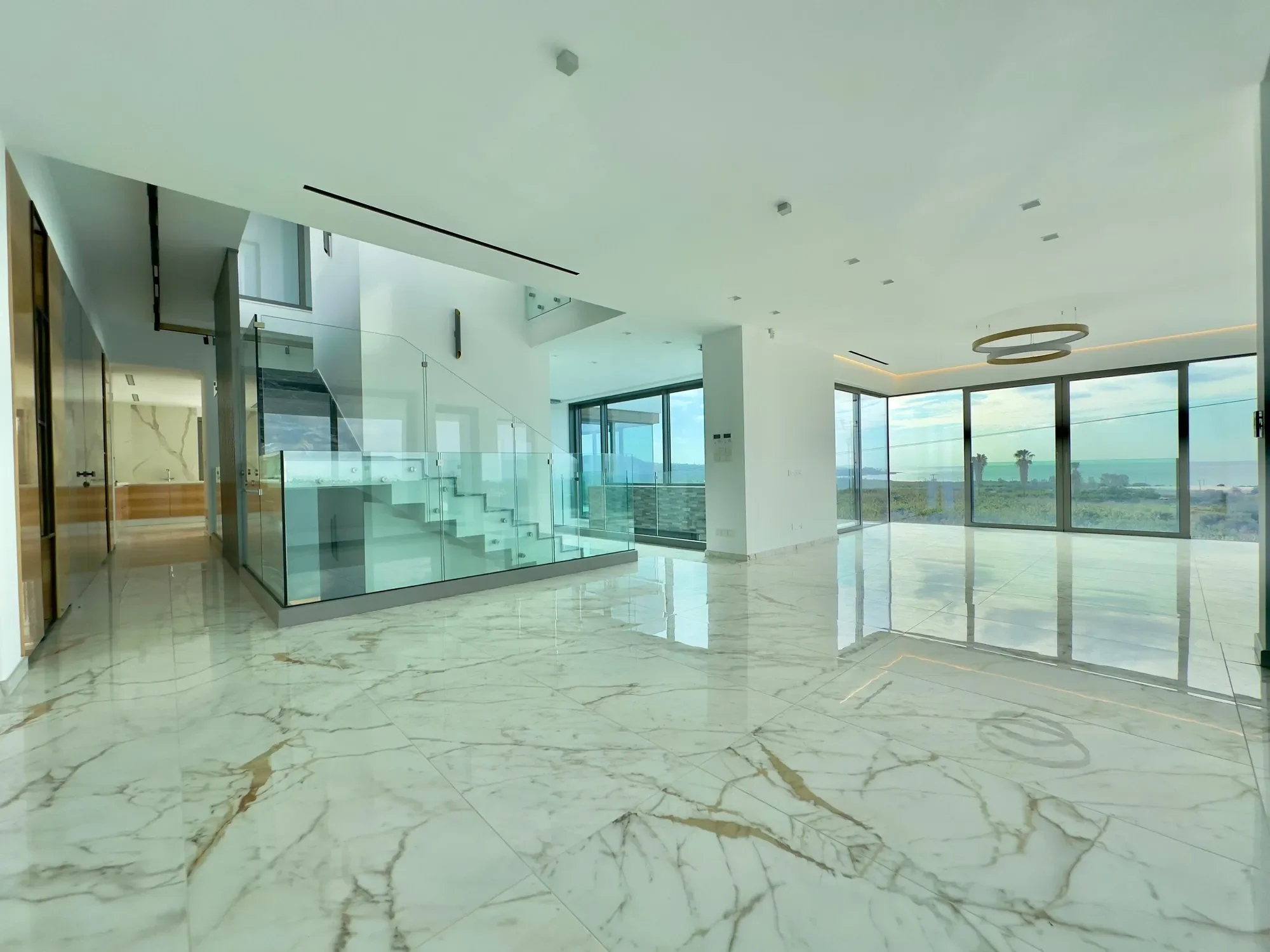 Gallery photo 2