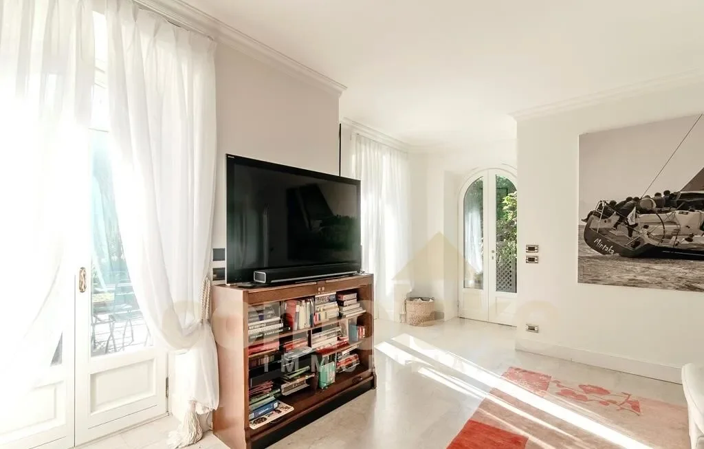 Gallery photo 11