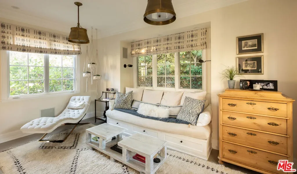 1614 N Fairfax Avenue, Los Angeles, California, United States. - Photo 17