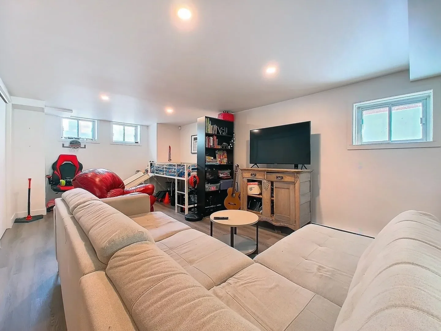 Gallery photo 12
