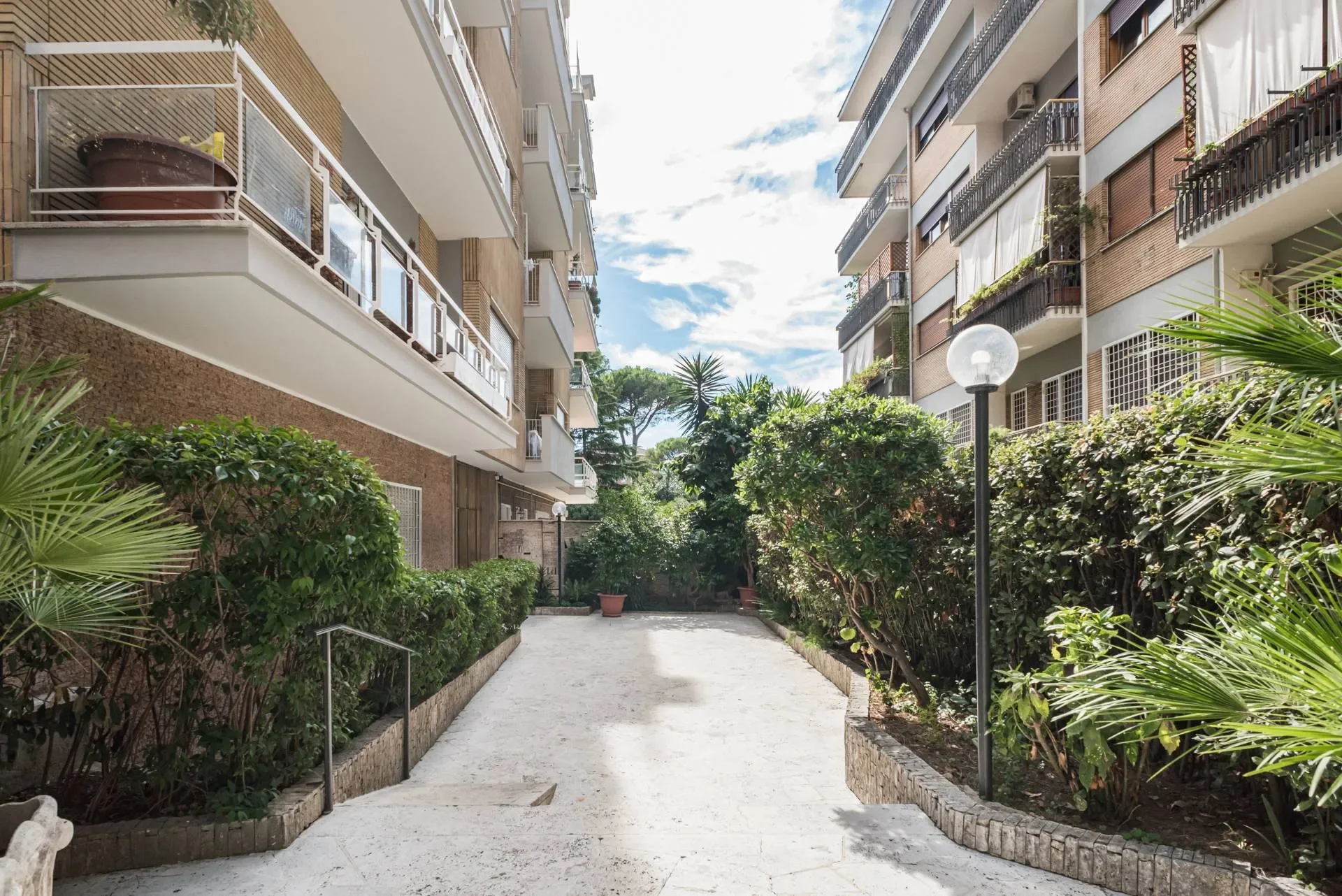Via Dei Gandolfi, 00135 Roma, Italia, Rome, Lazio, Italy. - Photo 2