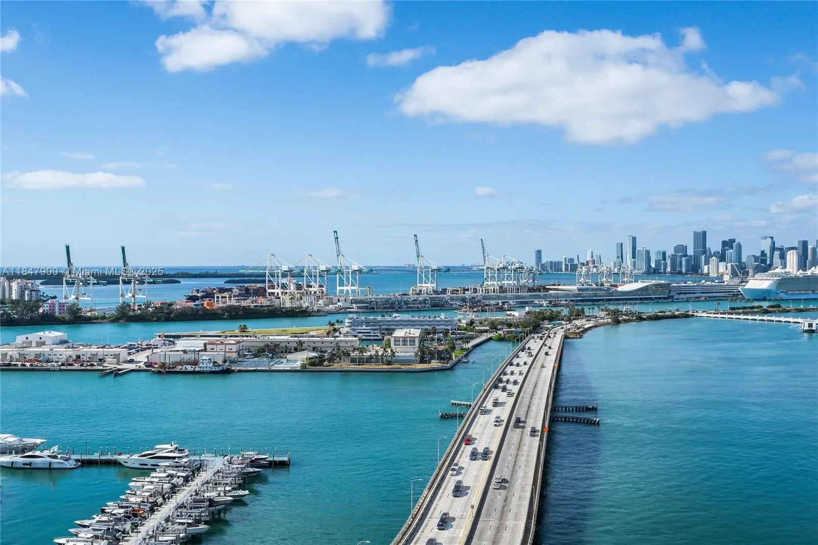 Miami Beach, Florida, United States. - Photo 1
