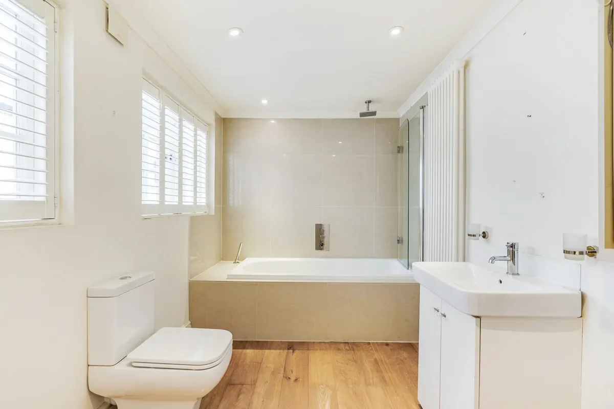 Hillgate Place, London, W8, London, England, United Kingdom. - Photo 5