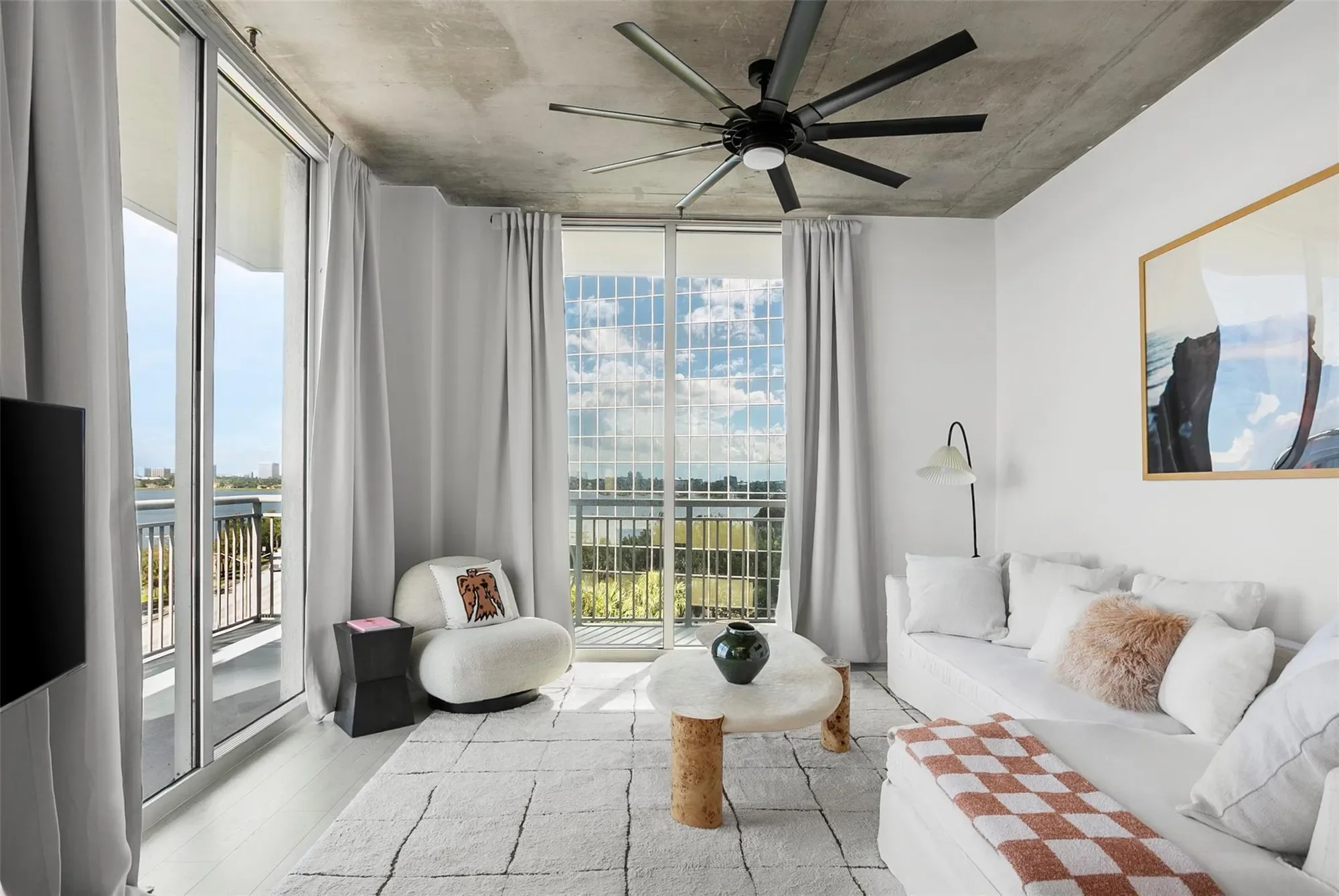 300 S Australian Ave, West Palm Beach, Florida, United States. - Photo 6