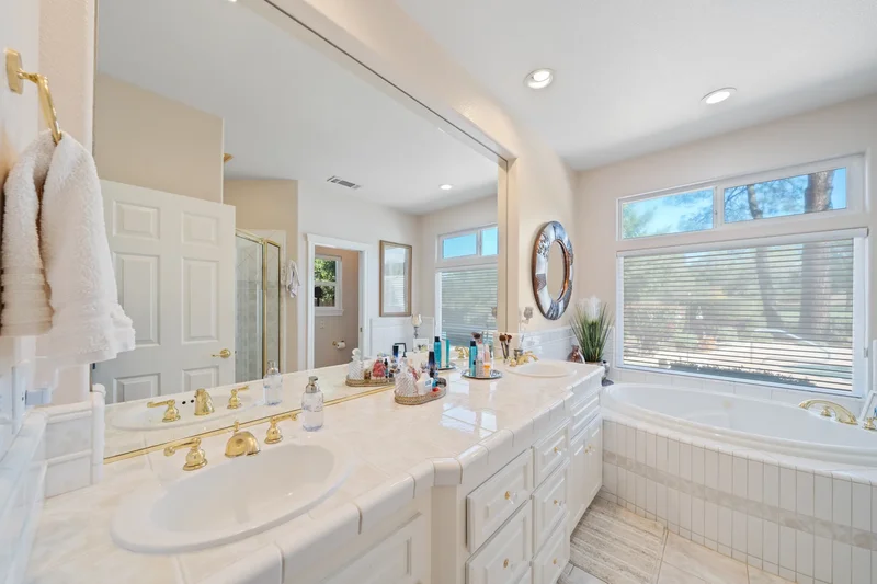 1495 Spanish Bay Drive , Redding, CA 96003, Redding, California, United States. - Photo 13