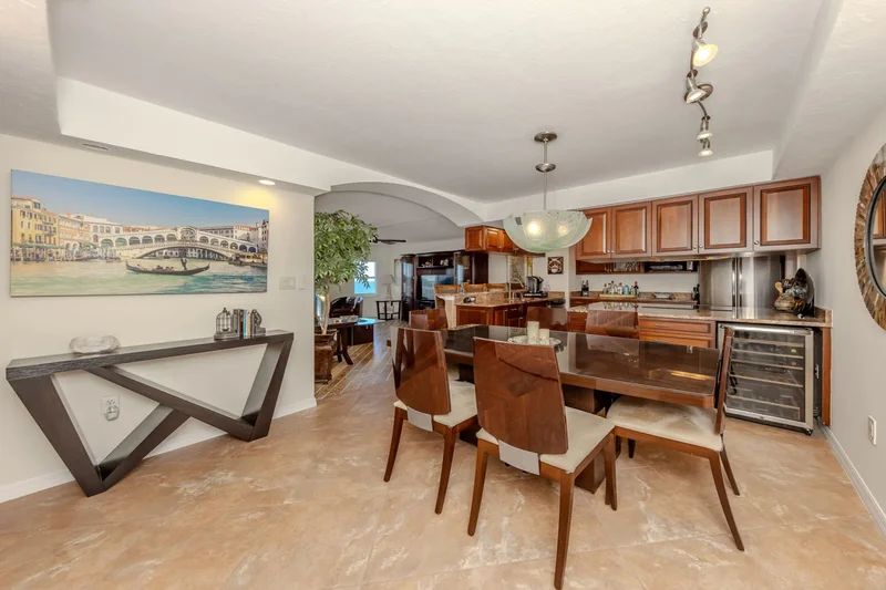 1150 Tarpon Center Drive , 608 (6-H), Venice, FL 34285, Venice, Florida, United States. - Photo 11