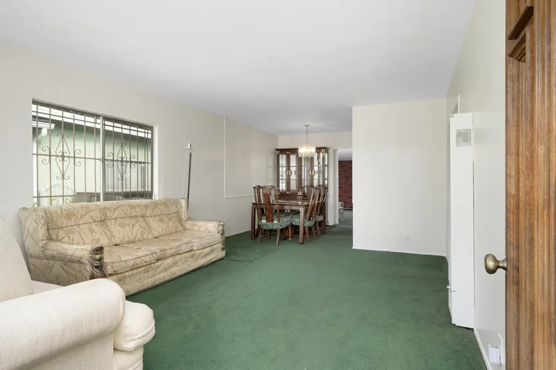 916 South Caswell Avenue , Compton, CA 90220, Compton, California, United States. - Photo 16