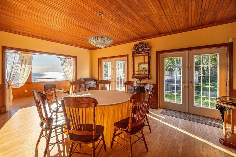 230 Rue Richelieu, La Malbaie, QC G5A2W7, La Malbaie, Quebec, Canada. - Photo 23