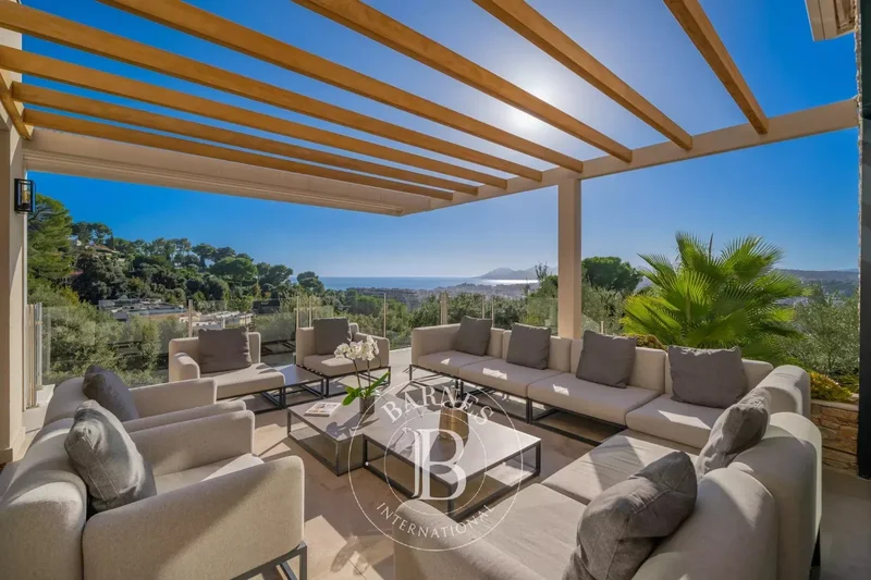 13 Rue de Terrefial, Le Cannet, Provence-Alpes-Côte d'Azur, France. - Photo 9
