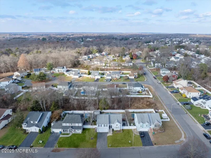 53 Sweet Gum Road, Howell, NJ 07731, Howell Township, New Jersey, United States. - Photo 4