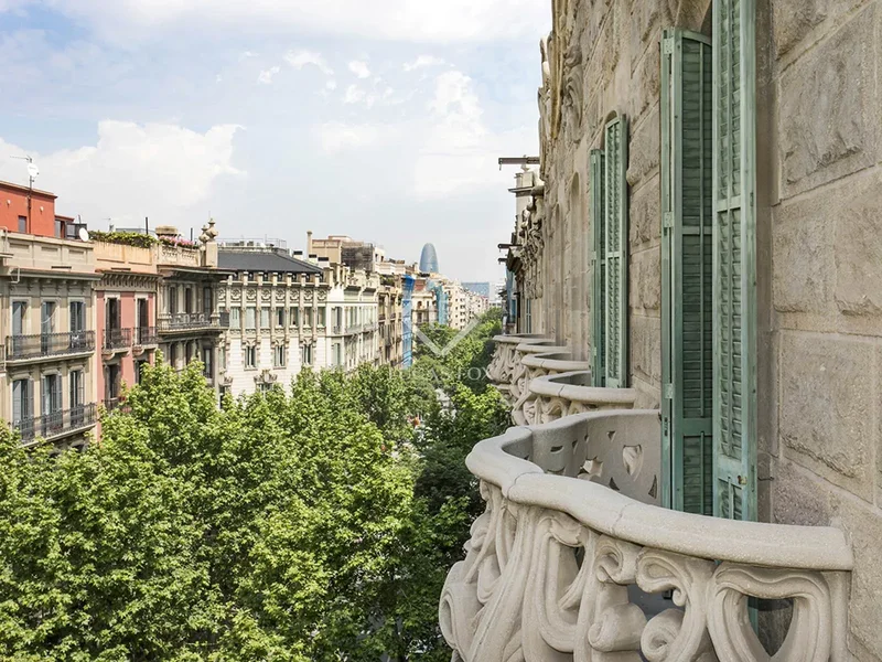 Gran via, barcelona, Barcelona, barcelona, Eixample, Barcelona, Spain. - Photo 6