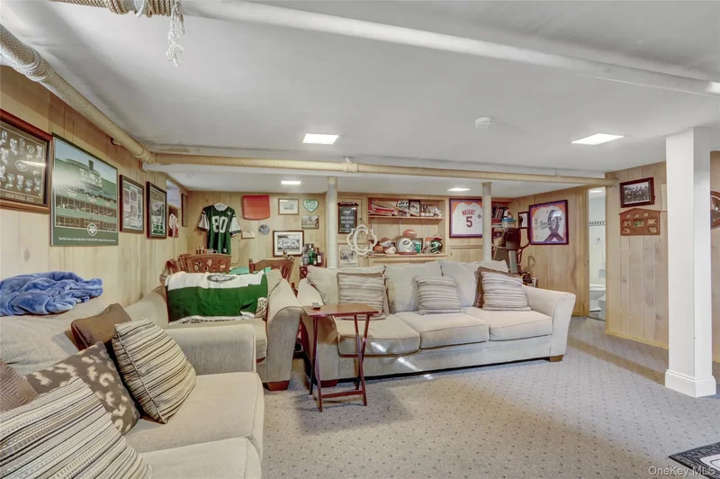 225 Park Avenue, Williston Park, NY 11596, East Williston, New York, United States. - Photo 5