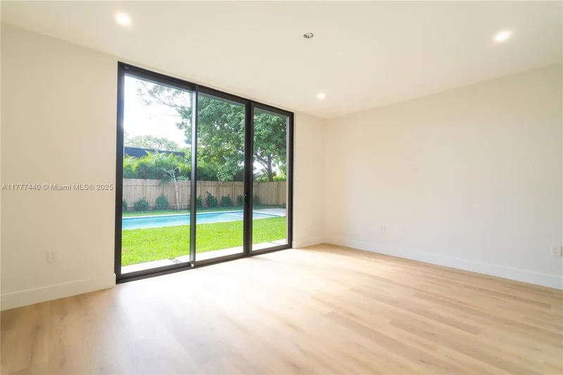 412 NW 47th St, Miami, Florida, United States. - Photo 19