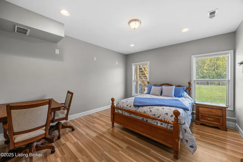 199 Crabapple Ln, Louisville, KY 40245, Watterson Park, Kentucky, United States. - Photo 61