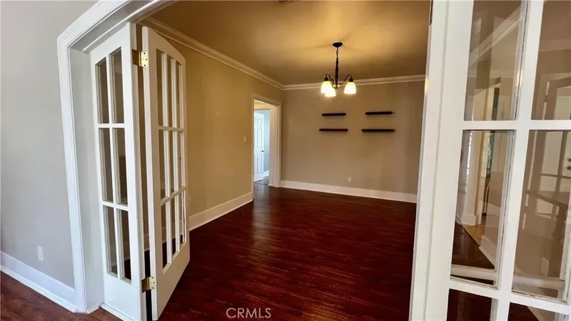 5106 Crenshaw Boulevard, Los Angeles, California, United States. - Photo 33
