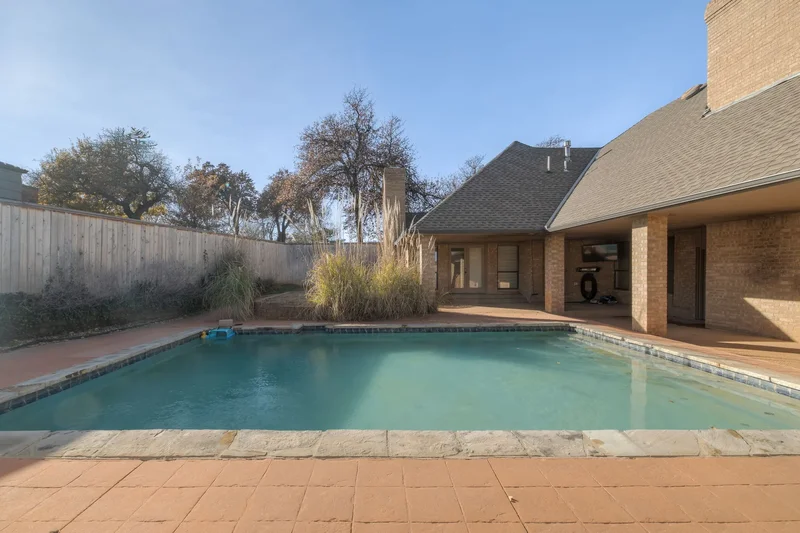 1200 Oak Tree Drive , Edmond, OK 73025, Edmond, Oklahoma, United States. - Photo 47