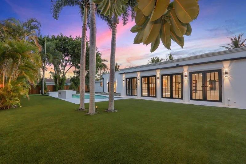 391 W Riverside Drive, Tequesta, Florida, United States. - Photo 44