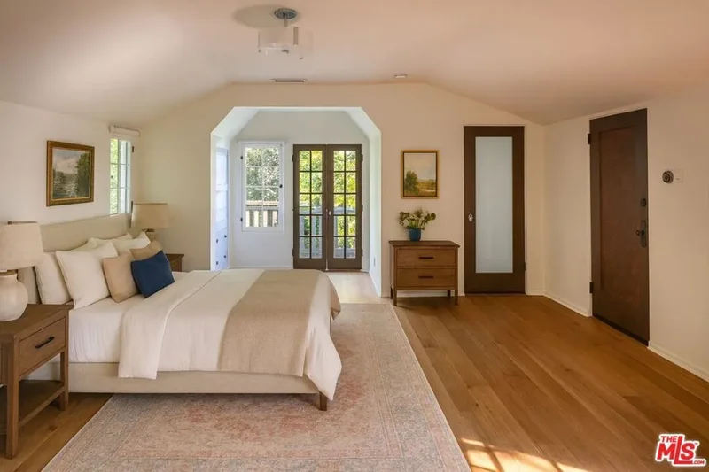 3756 Effingham Place, Los Angeles, California, United States. - Photo 13