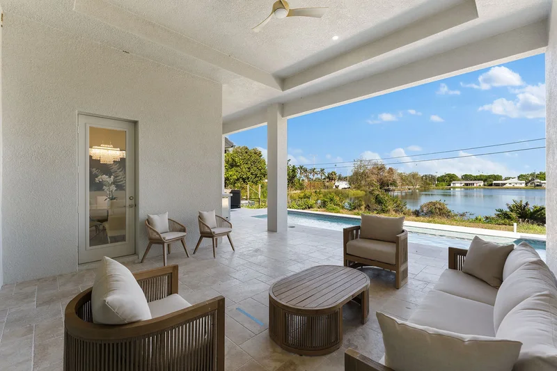 1478 10th Street N, Naples, FL 34102, Naples, Florida, United States. - Photo 4