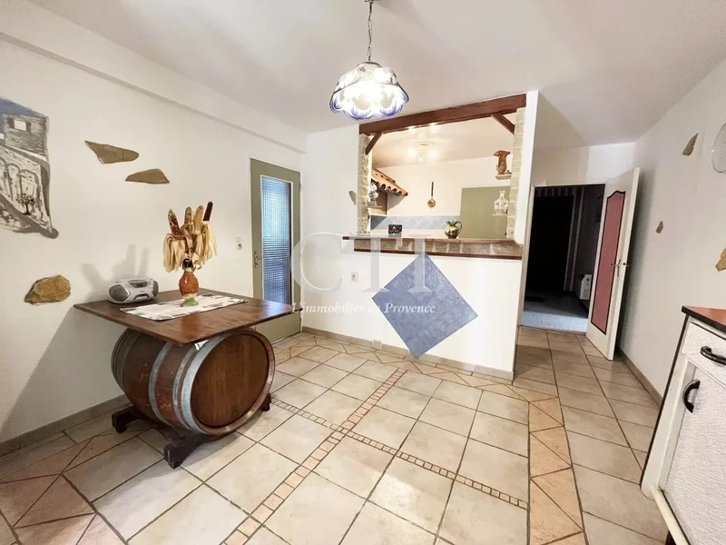 Vaison-la-Romaine, Provence-Alpes-Côte d'Azur, France. - Photo 32