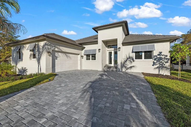 1478 10th Street N, Naples, FL 34102, Naples, Florida, United States. - Photo 27