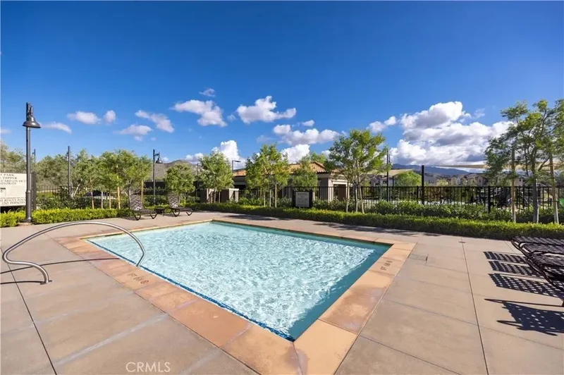 126 Sunnyside, Irvine, California, United States. - Photo 17