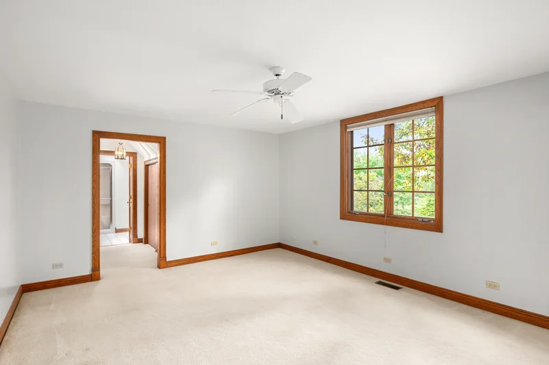 5N847 Surrey Road , Wayne, IL 60184, Wayne, Illinois, United States. - Photo 28