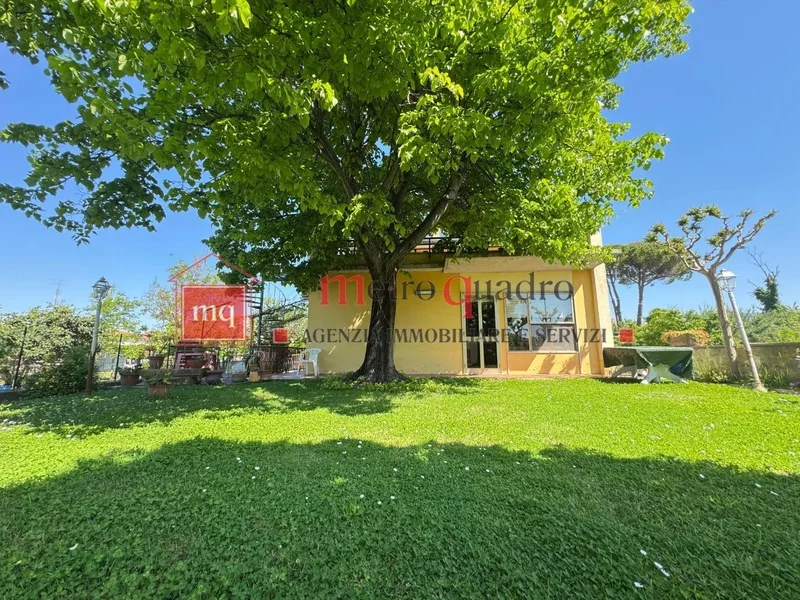 Villa in vendita a Pisa(PI) in Buono composto da 10vani