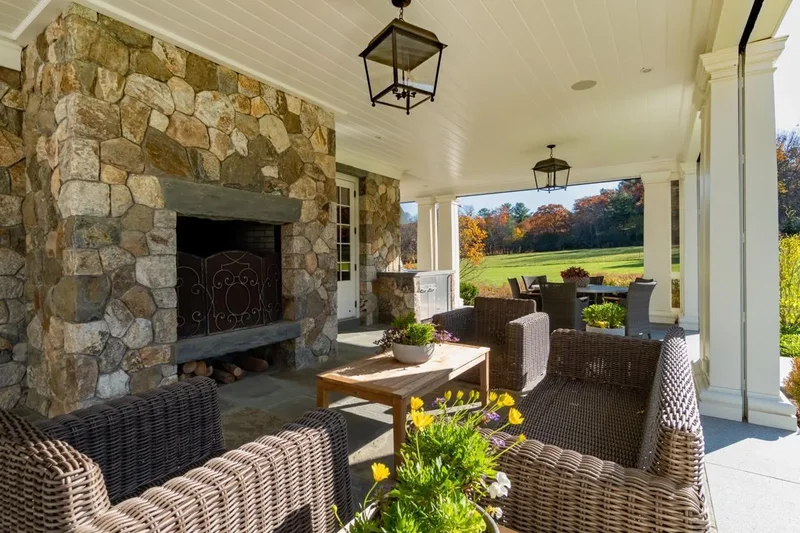 Dover, Massachusetts, United States. - Photo 36