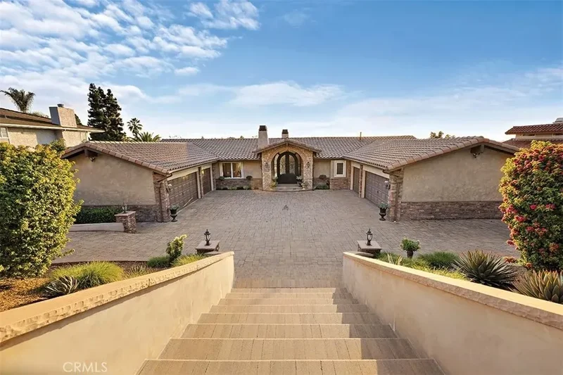 1542 La Loma, Santa Ana, California, United States. - Photo 56
