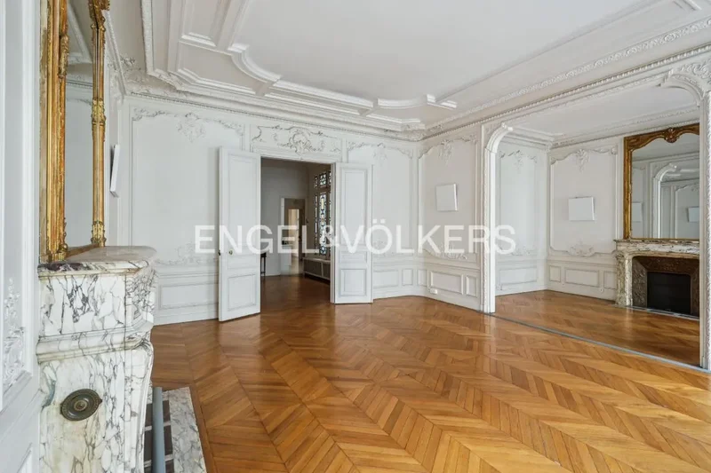 Paris, Île-de-France, France. - Photo 4