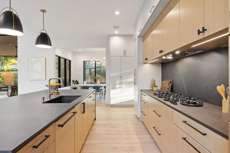 607 Westbrook DR, Austin, Texas, United States. - Photo 13