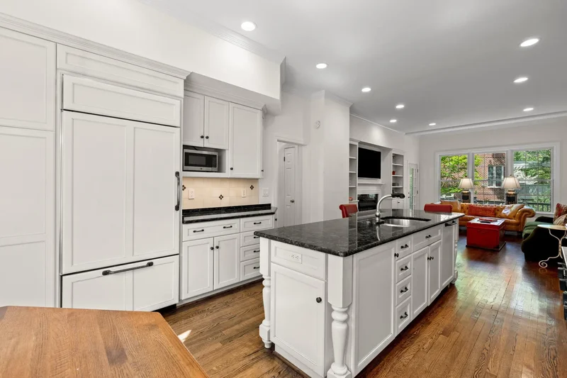 9200 Town Gate Lane , Bethesda, MD 20817, Bethesda, Maryland, United States. - Photo 21