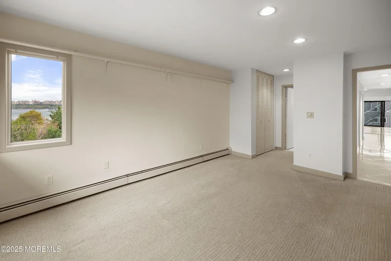 9E Cove Lane, North Bergen, NJ 07047, North Bergen, New Jersey, United States. - Photo 17