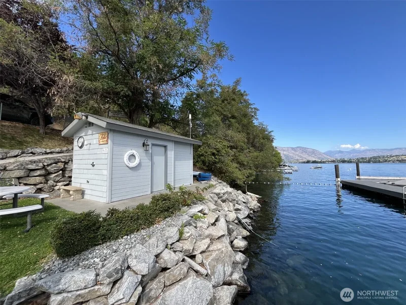 4124 Lakeview Place, Chelan, WA, 98816, USA, Chelan, Washington, United States. - Photo 11