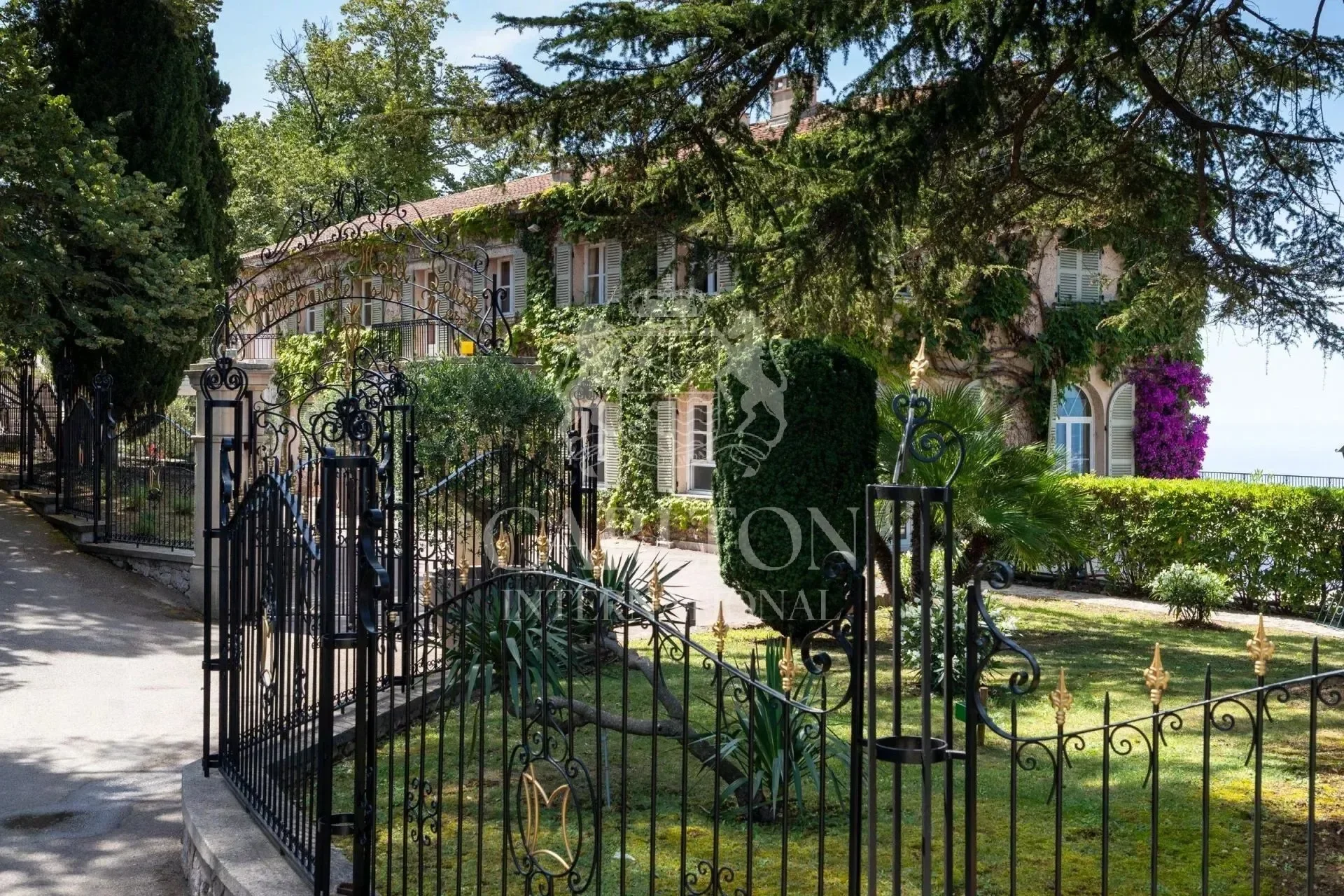 La Trinité, Provence-Alpes-Côte d'Azur, France. - Photo 18