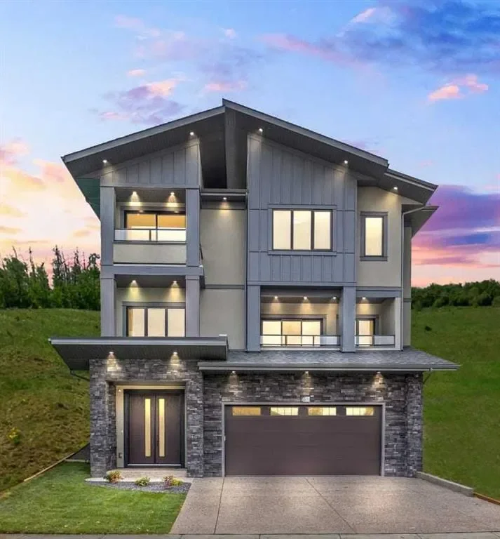luxury residence in prestigious Patterson Heights