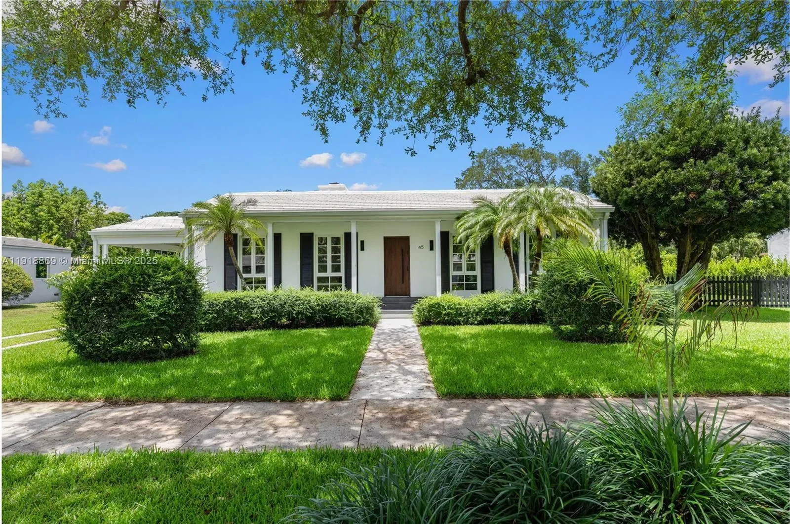 45 NE 104th St, Miami, Florida, United States. - Photo 1
