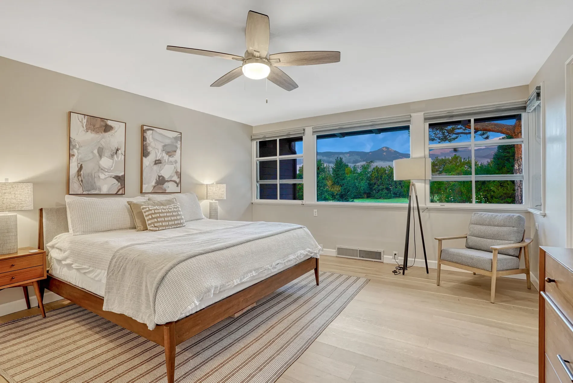3440 Hill Circle , Colorado Springs, CO 80904, Colorado Springs, Colorado, United States. - Photo 10