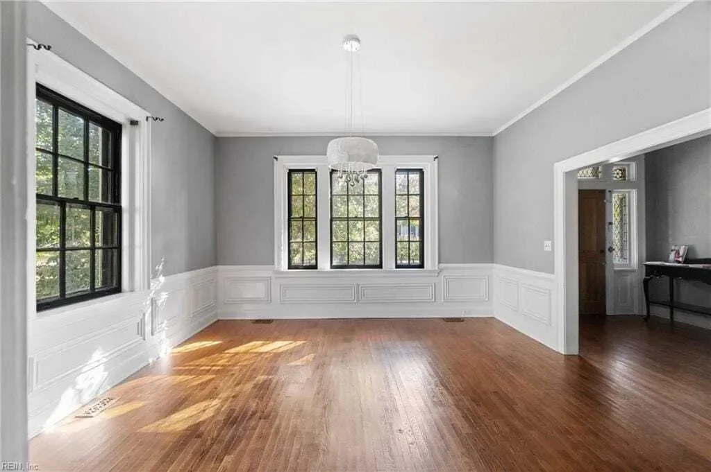 Gallery photo 5